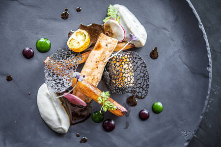 Schotel met zwarte truffel